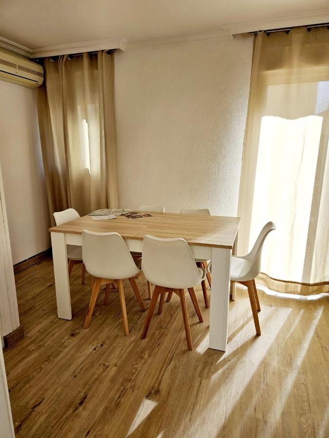Apartamento Familiar En Triana 塞维利亚 外观 照片
