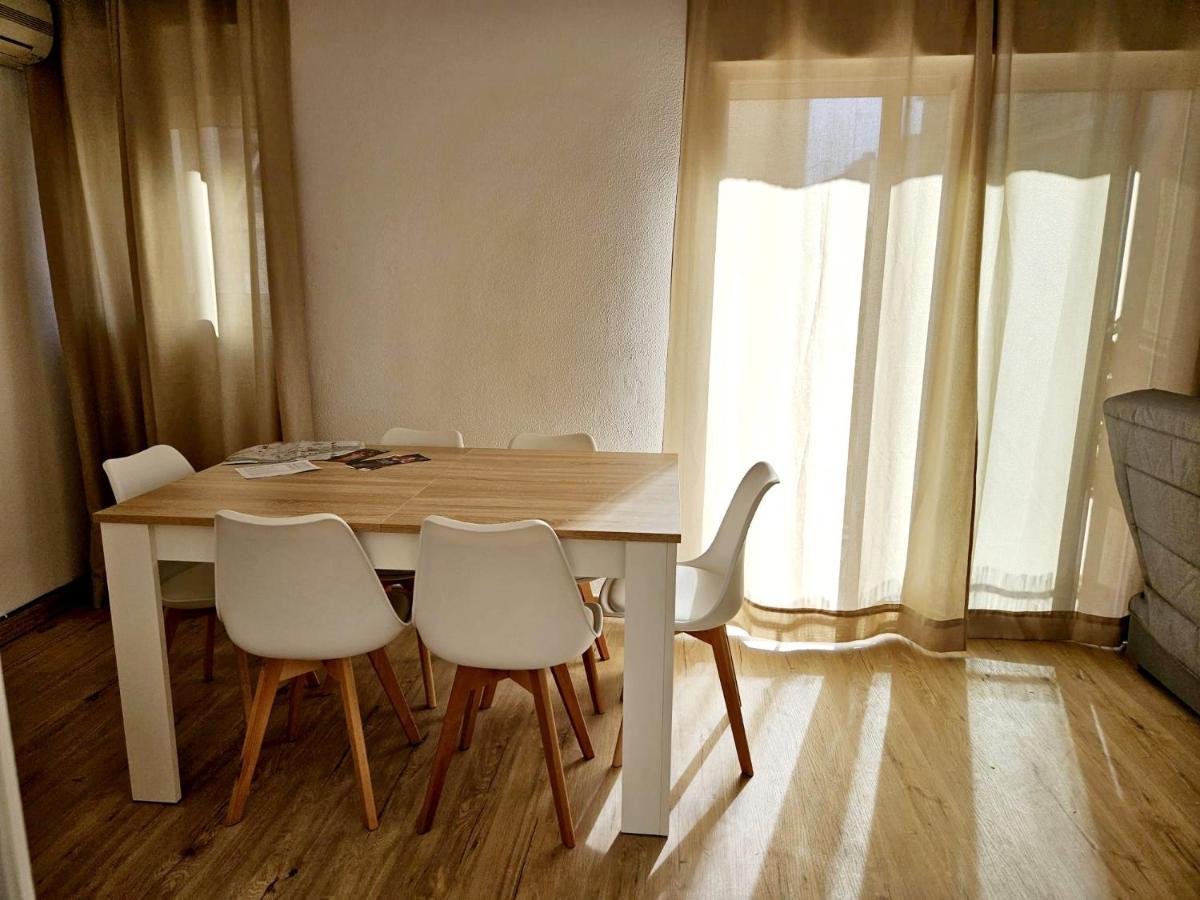 Apartamento Familiar En Triana 塞维利亚 外观 照片