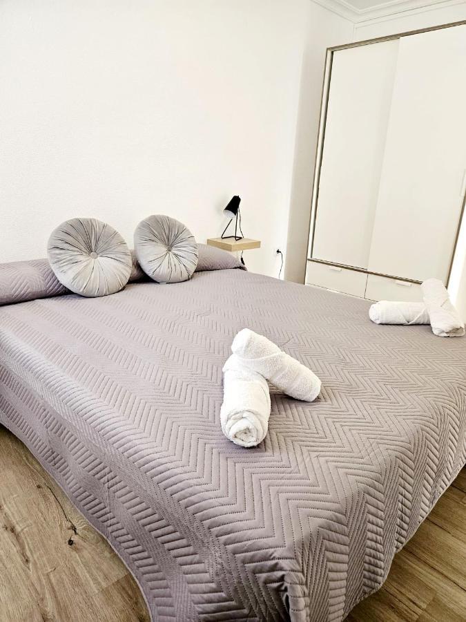 Apartamento Familiar En Triana 塞维利亚 外观 照片